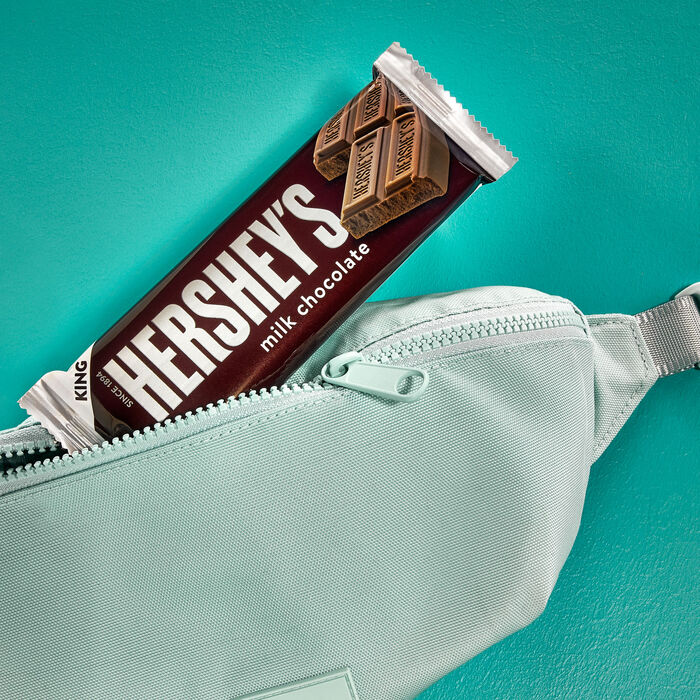 HERSHEYS Milk Chocolate King Size 2.6oz Candy Bar