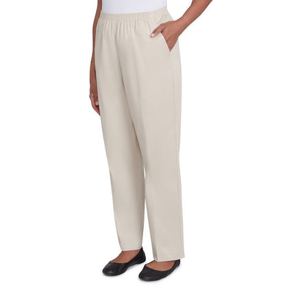 Alfred Dunner Women's Classics Twill Short Length Pant