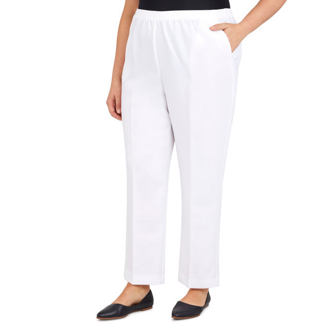 Alfred Dunner Women's Classics Short Length Pant - WHITE