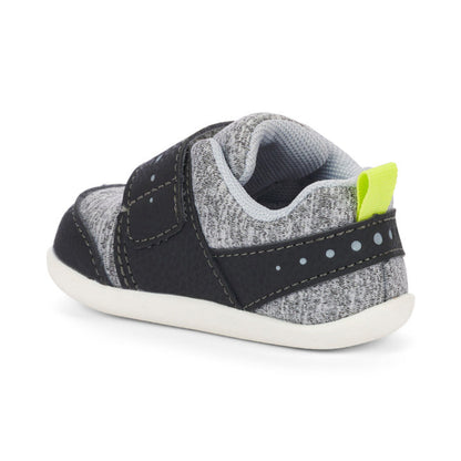 See Kai Run Boy's Ryder (First Walker) Gray/Black