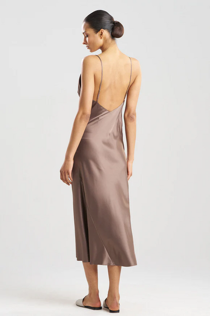 Natori Glamour V-Neck Gown